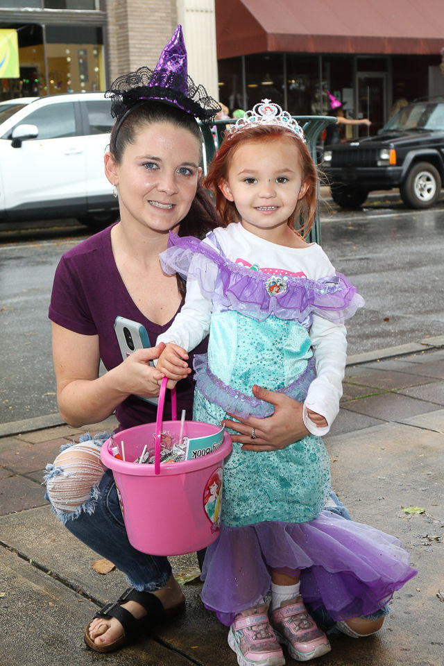 Halloween Trick or Treat Downtown Morganton 2019-9468.JPG